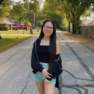 Meet your Posher, Mikayla